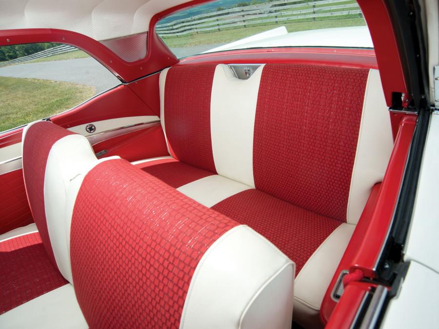  Ford Fairlane 500 Skyliner Retractable Hardtop 1957 года  (фото 25 из 41)